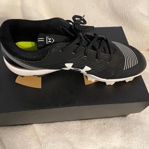 Under Armour Baseball Cleats Womens size 9.5 low top Black